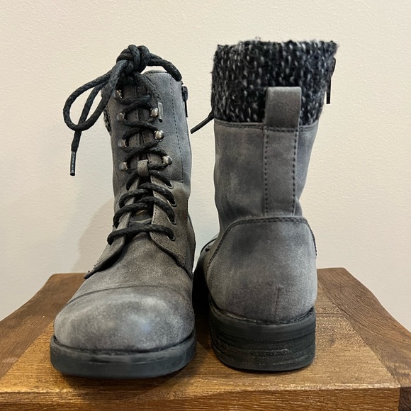 ALDO Women's Retro Suede Lace Up Combat Boots- Size 9 - Picture 2 of 7